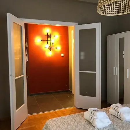 Kanigos 3 Bedroom View Center Of