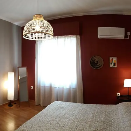 Kanigos 3 Bedroom View Center Of Apartment